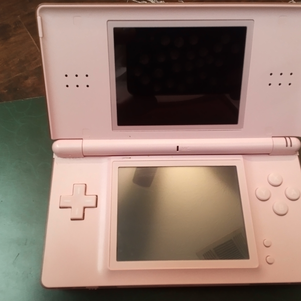 Nintendo 3ds Lite Pink Handheld Gaming Console